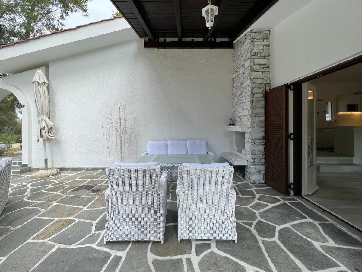 Sani Villa Christy ภายนอก รูปภาพ